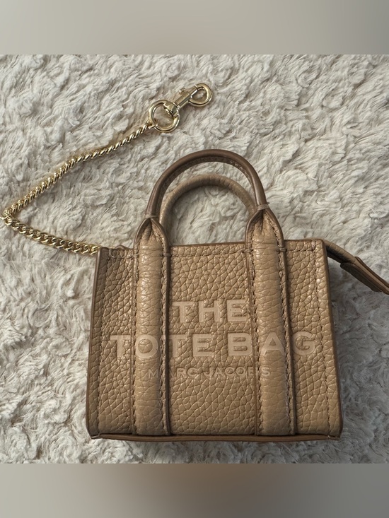 Marc Jacobs Handbags - Marc Jacobs The Nano Tote Bag